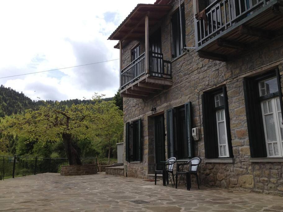 Δάφνη 1933, Λιθόχτιστο Αρχοντικό Στο Βουνό Villa Ano Khora Bagian luar foto